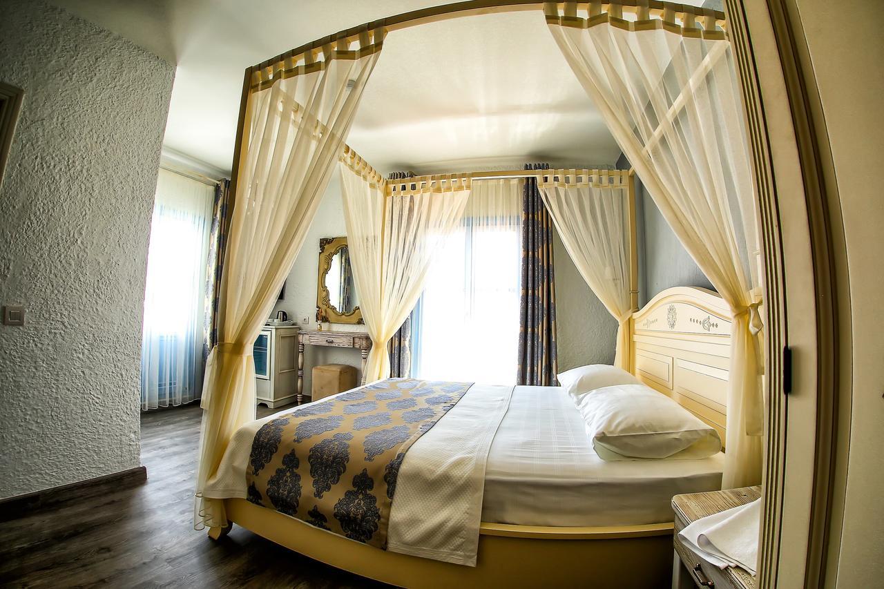Villa Fanti Çeşme Buitenkant foto